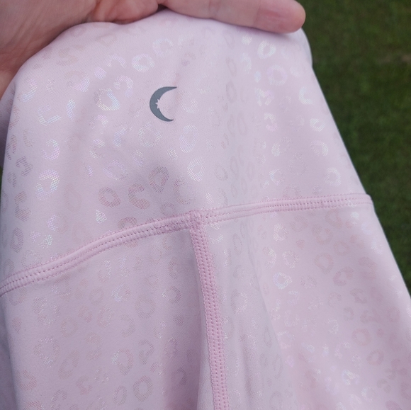 Zyia Active Pink Holo Foil Leopard Print Leggings - Picture 8 of 9